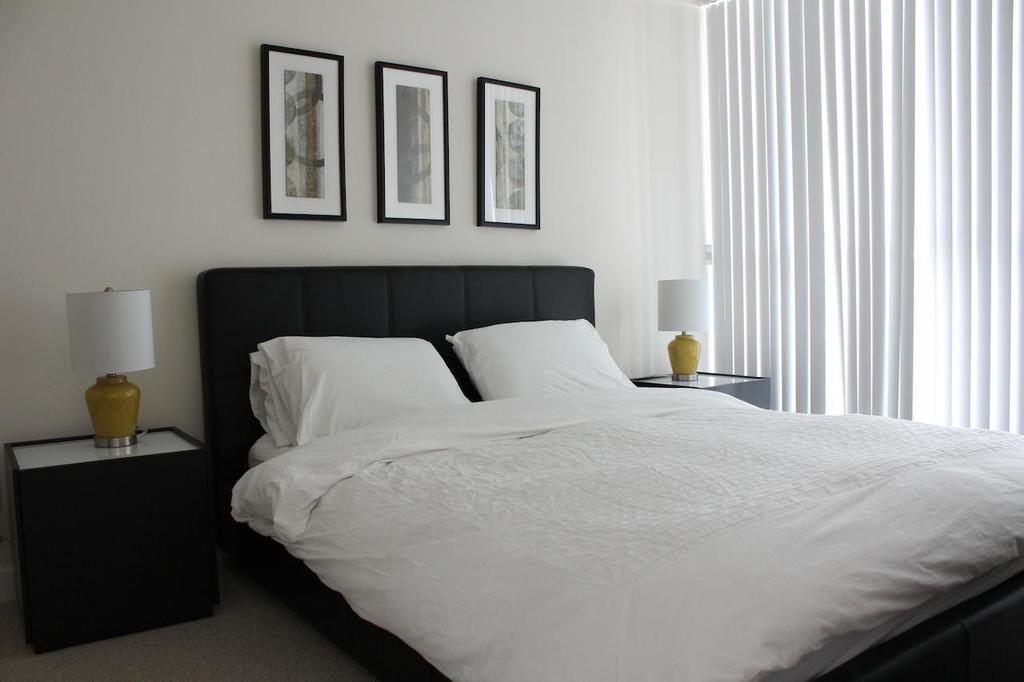 Accurate Plus Furnished Apartment- Brickstone Mews Mississauga Chambre photo