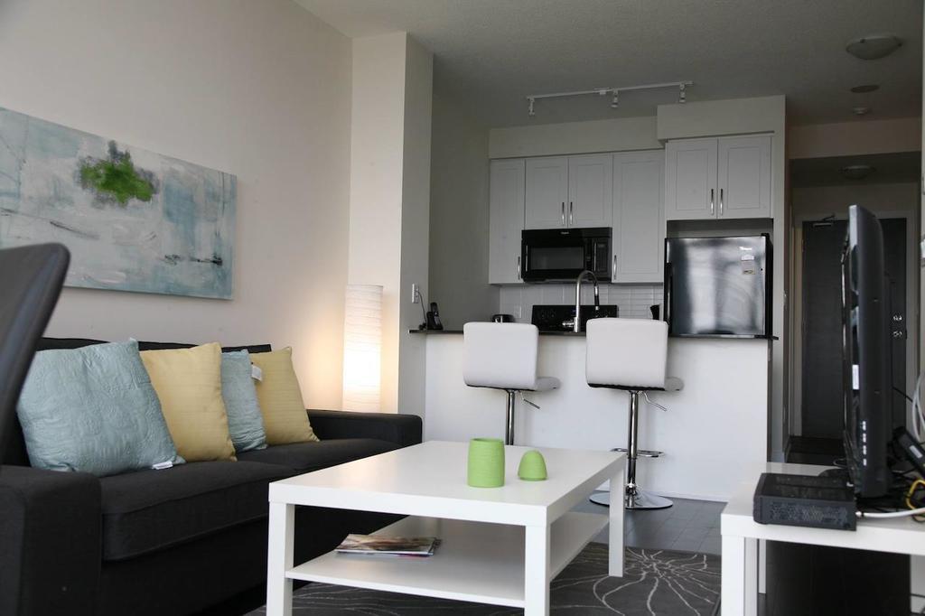 Accurate Plus Furnished Apartment- Brickstone Mews Mississauga Chambre photo