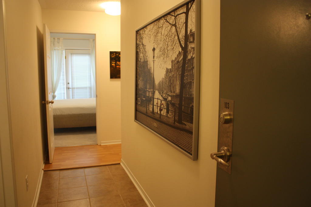 Accurate Plus Furnished Apartment- Brickstone Mews Mississauga Chambre photo