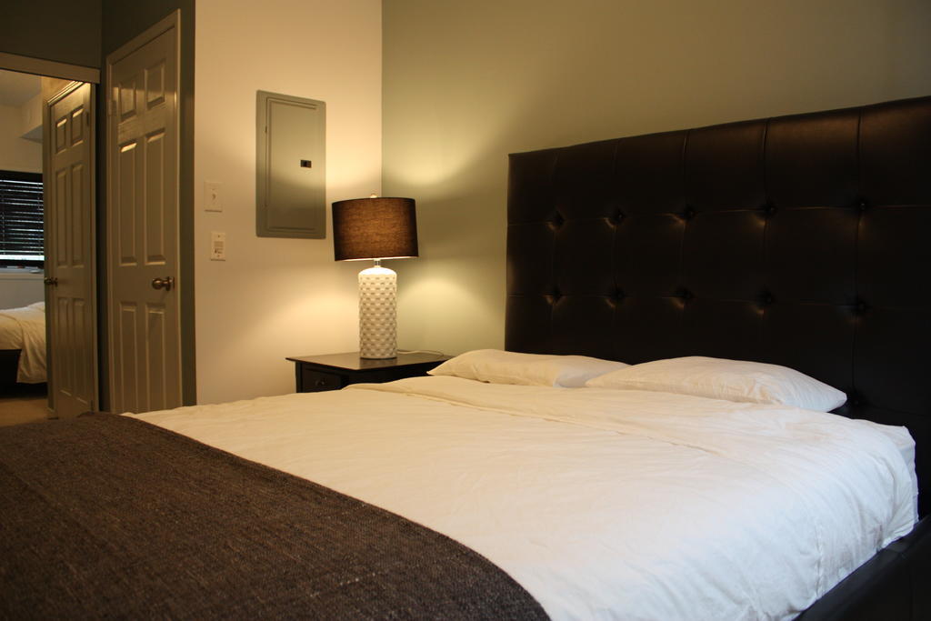 Accurate Plus Furnished Apartment- Brickstone Mews Mississauga Chambre photo